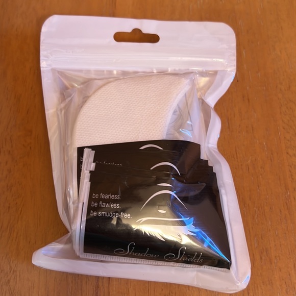 NIB bundle of makeup brushes & tools - Picture 9 of 13